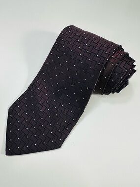 Men's Dark Plum Geometric 100% Seta Silk Tie - Classic Formal Accessory